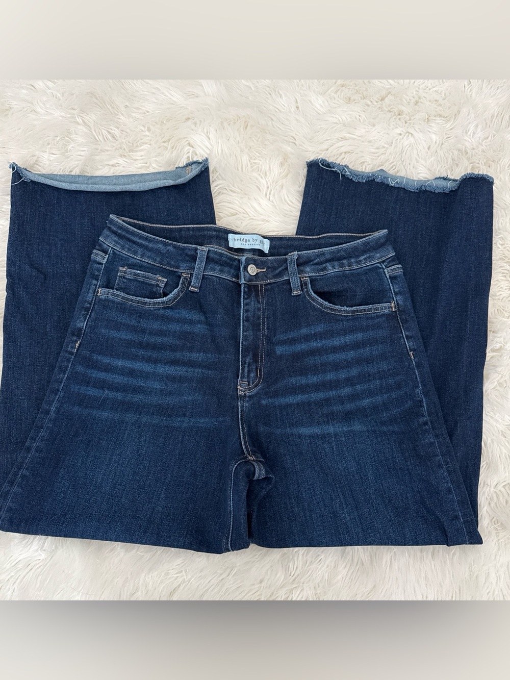 Wide-Leg High-Rise Dark Blue Jeans